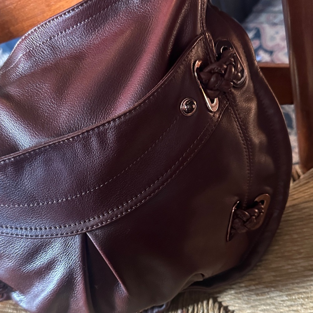 b. makowsky Rich Brown with rose gold hardware Leather Hobo Bag - Picture 4 of 10